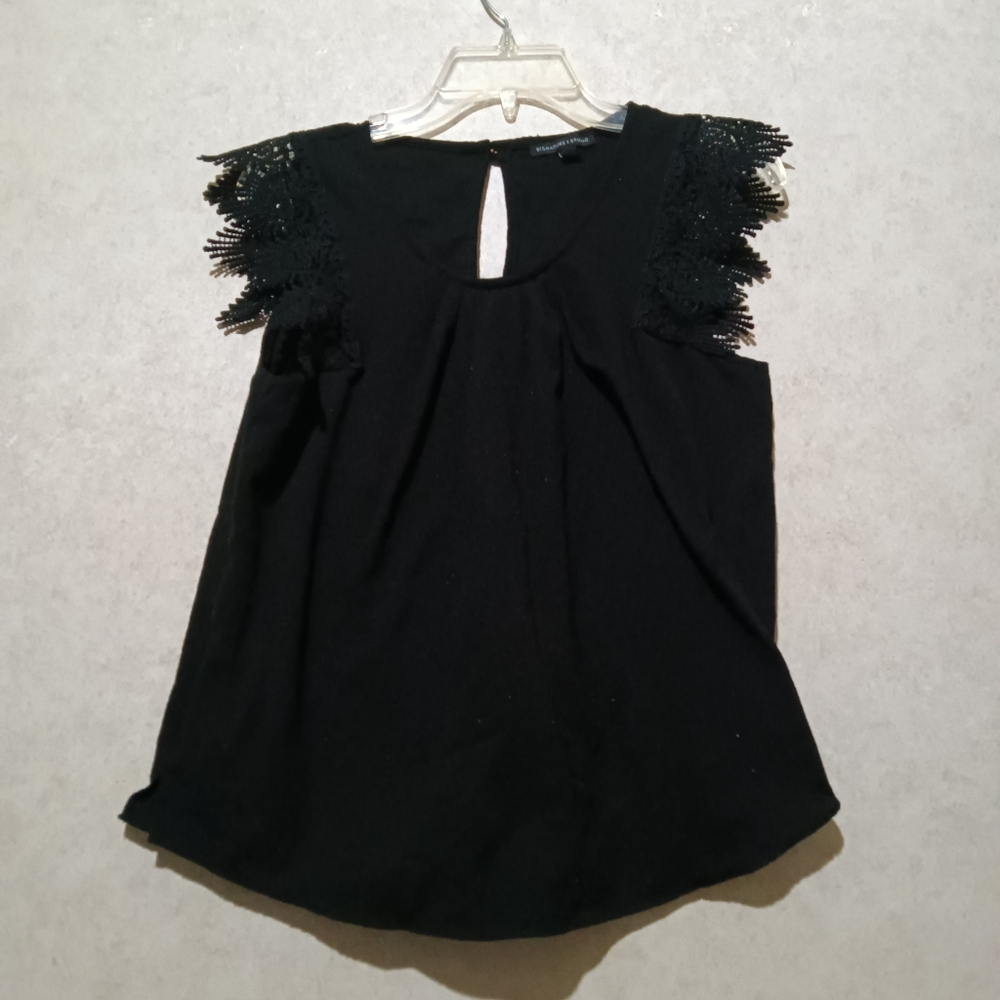 Elegant Black Lace Sleeve Top